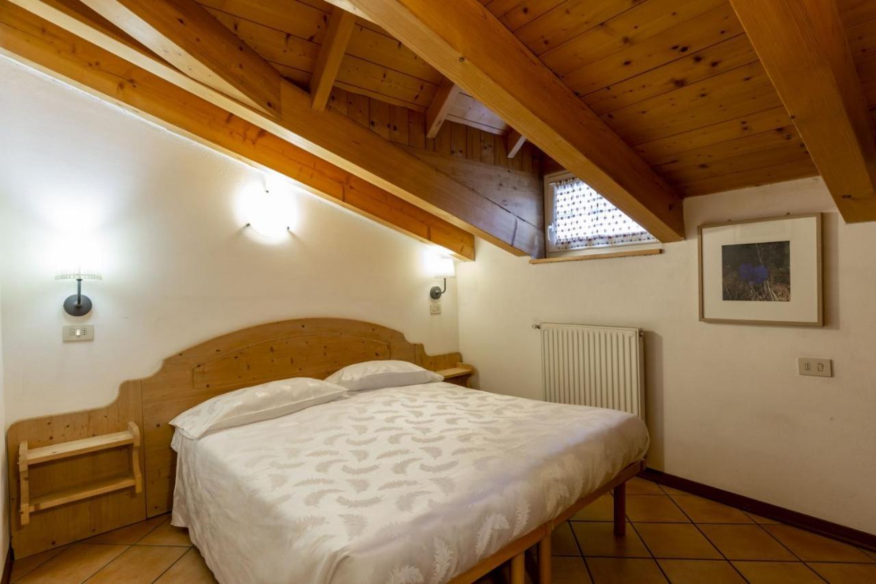 Casa Riz Lägenhet Campitello di Fassa Exteriör bild