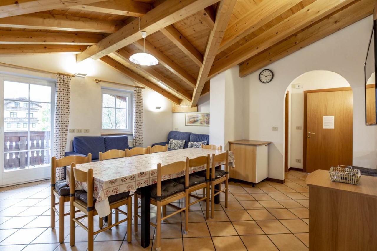 Casa Riz Lägenhet Campitello di Fassa Exteriör bild